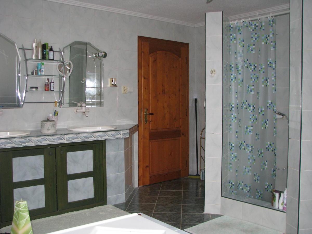 Penzion Piano Apartment Liptovský Mikuláš Екстериор снимка