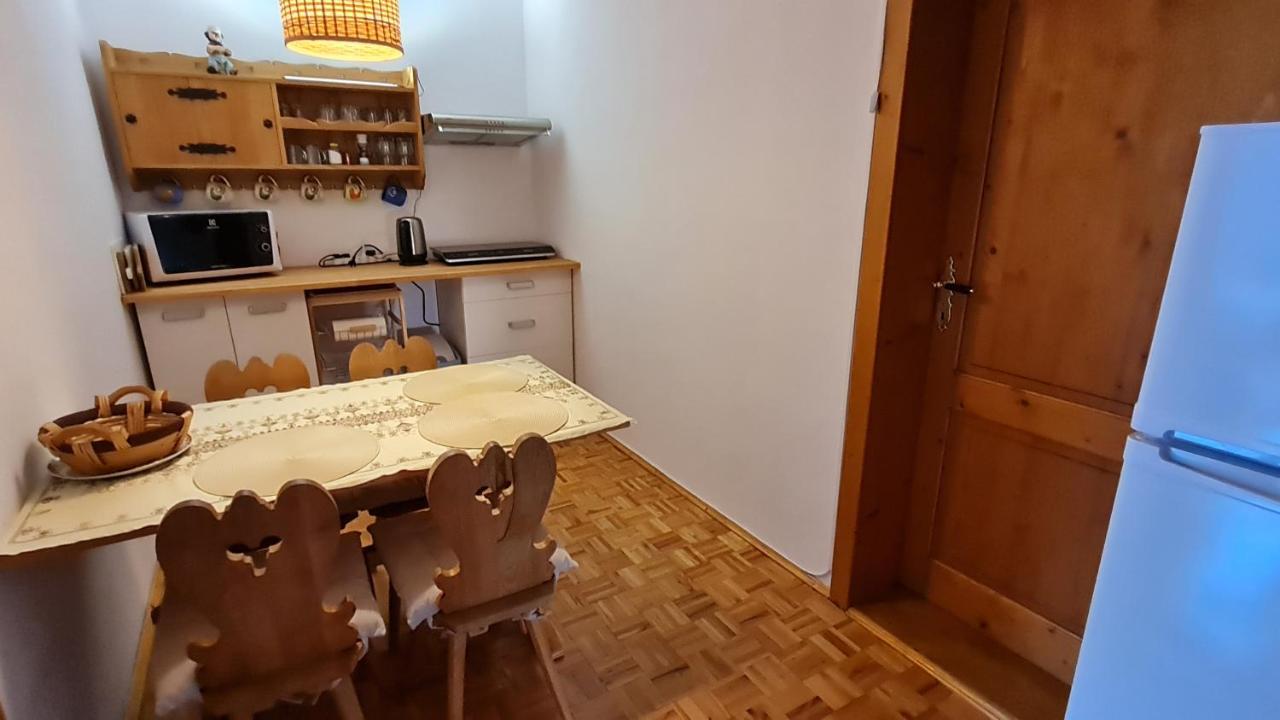 Penzion Piano Apartment Liptovský Mikuláš Екстериор снимка